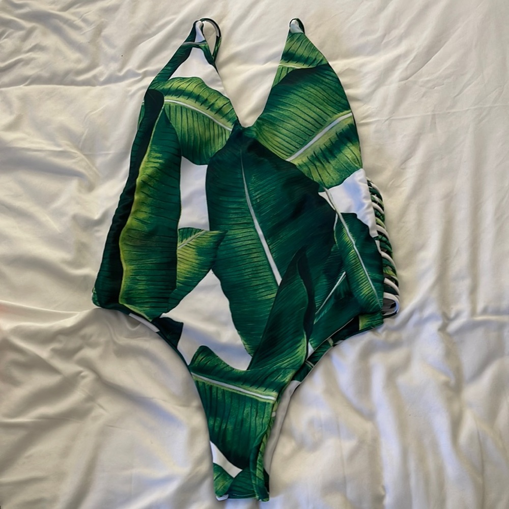 One piece swimsuit